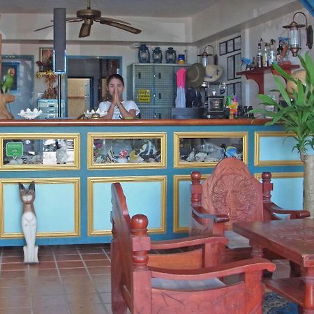 Niku Guesthouse Patong Exterior photo