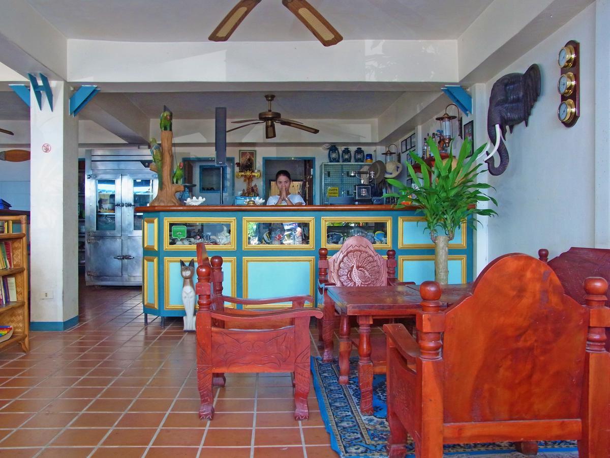 Niku Guesthouse Patong Exterior photo