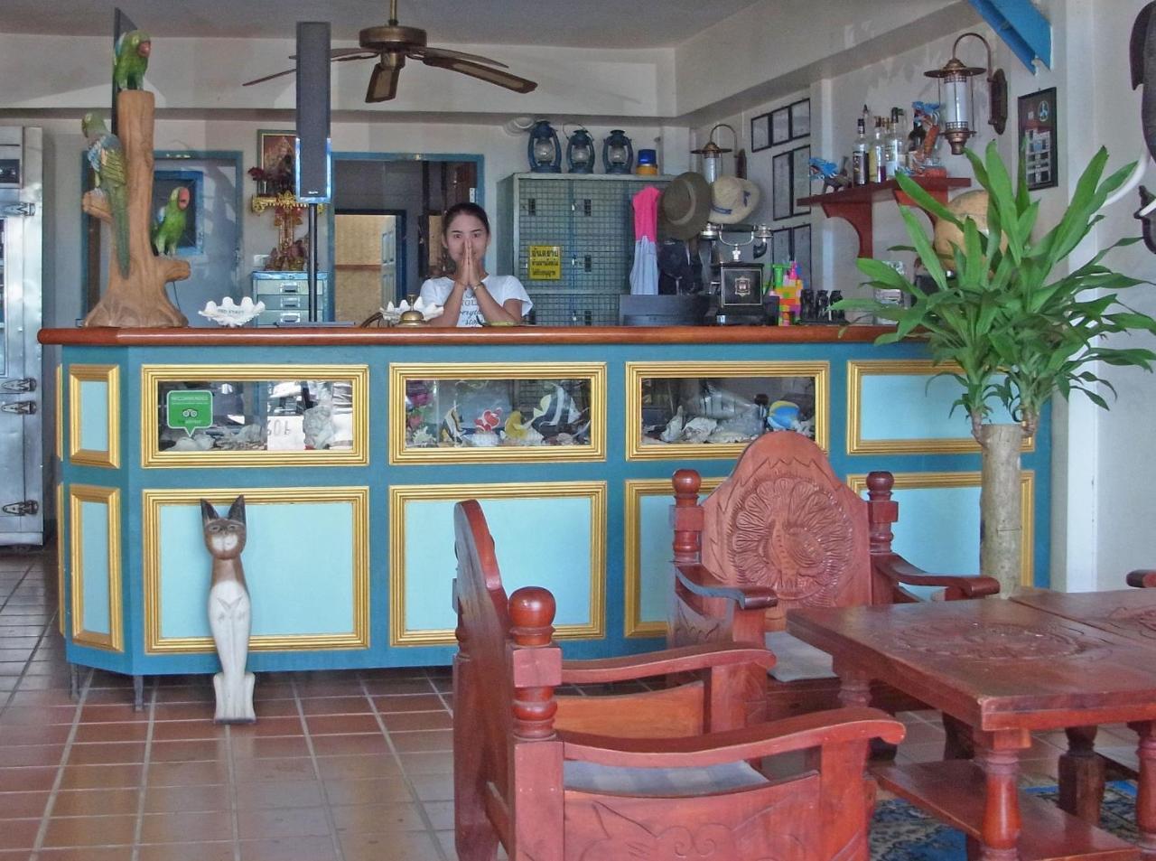 Niku Guesthouse Patong Exterior photo
