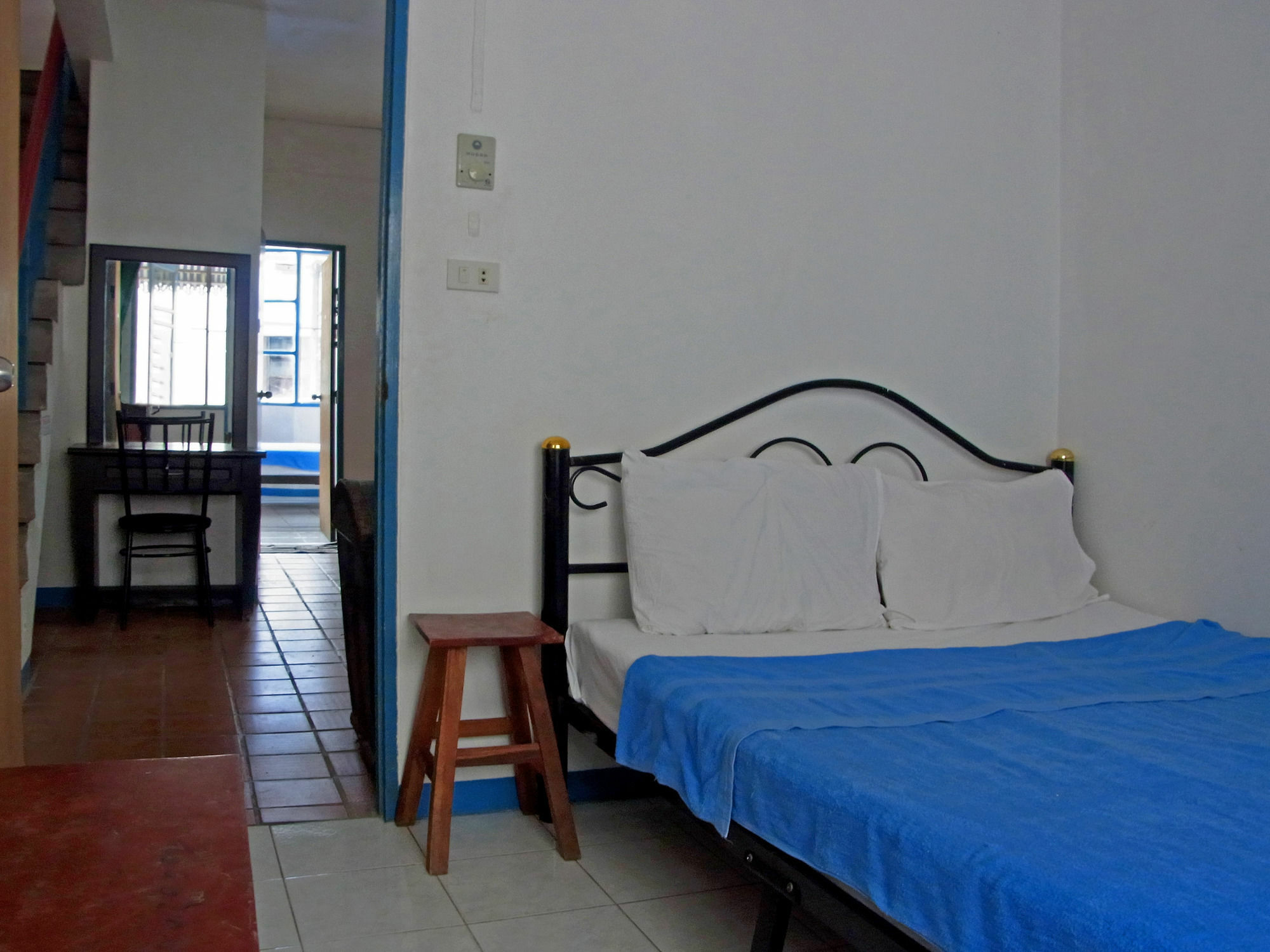Niku Guesthouse Patong Exterior photo